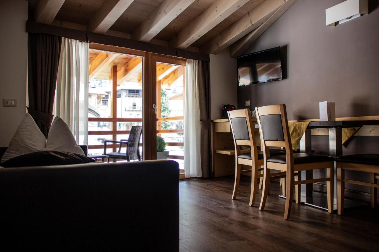 Dolcevita Ambiez B&B San Lorenzo Dorsino Ngoại thất bức ảnh