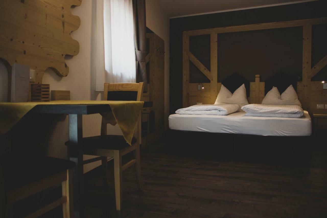 Dolcevita Ambiez B&B San Lorenzo Dorsino Ngoại thất bức ảnh